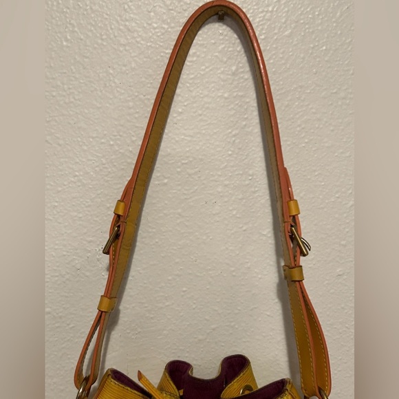 LOUIS VUITTON Noe GM Vintage Drawstring Bucket Bag Yellow Epi Leather - Picture 8 of 16